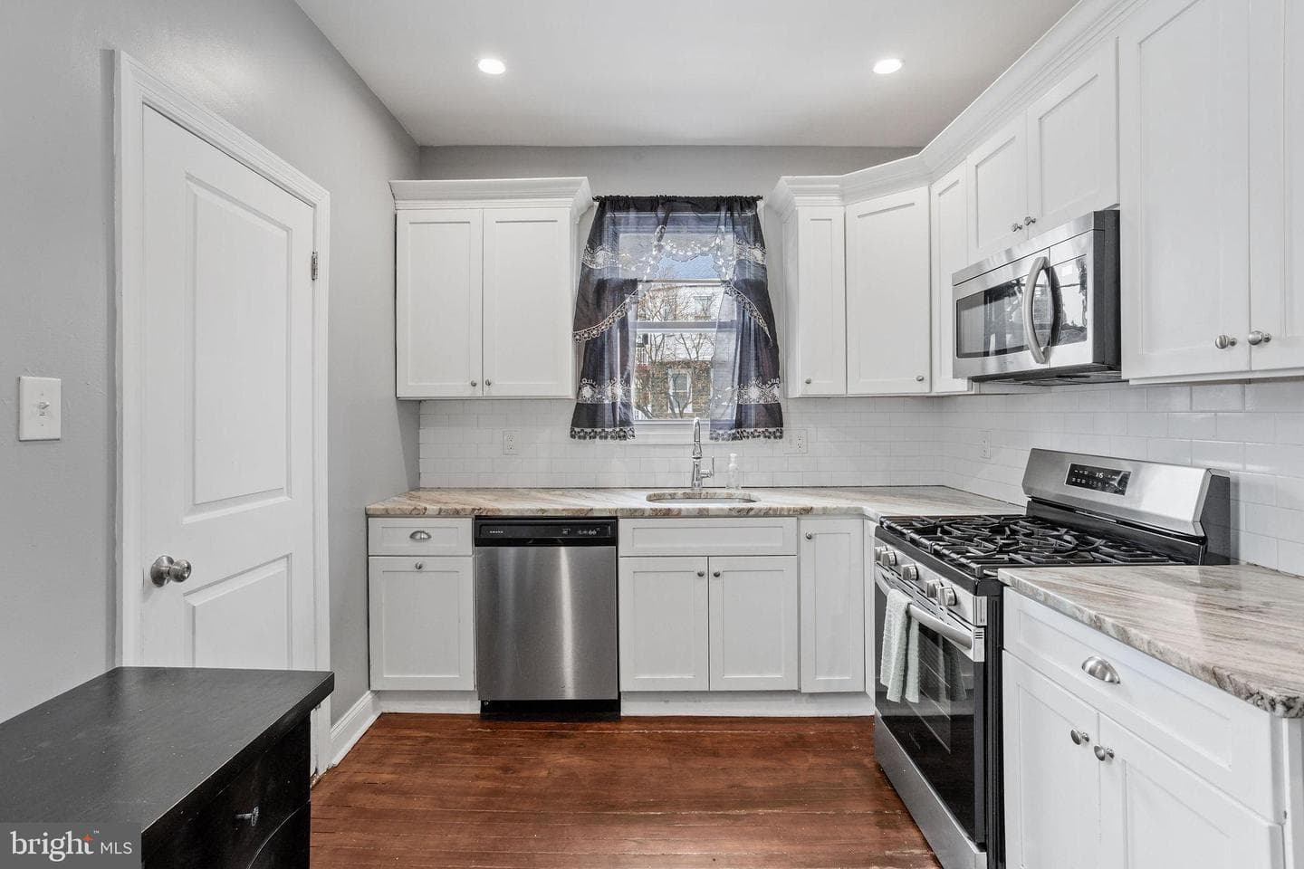 22 Lexington Avenue photo 13