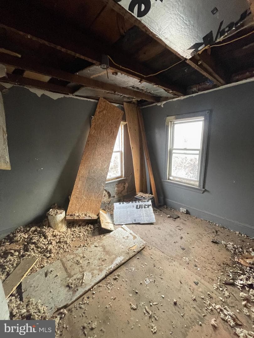 409 Flower St photo 15
