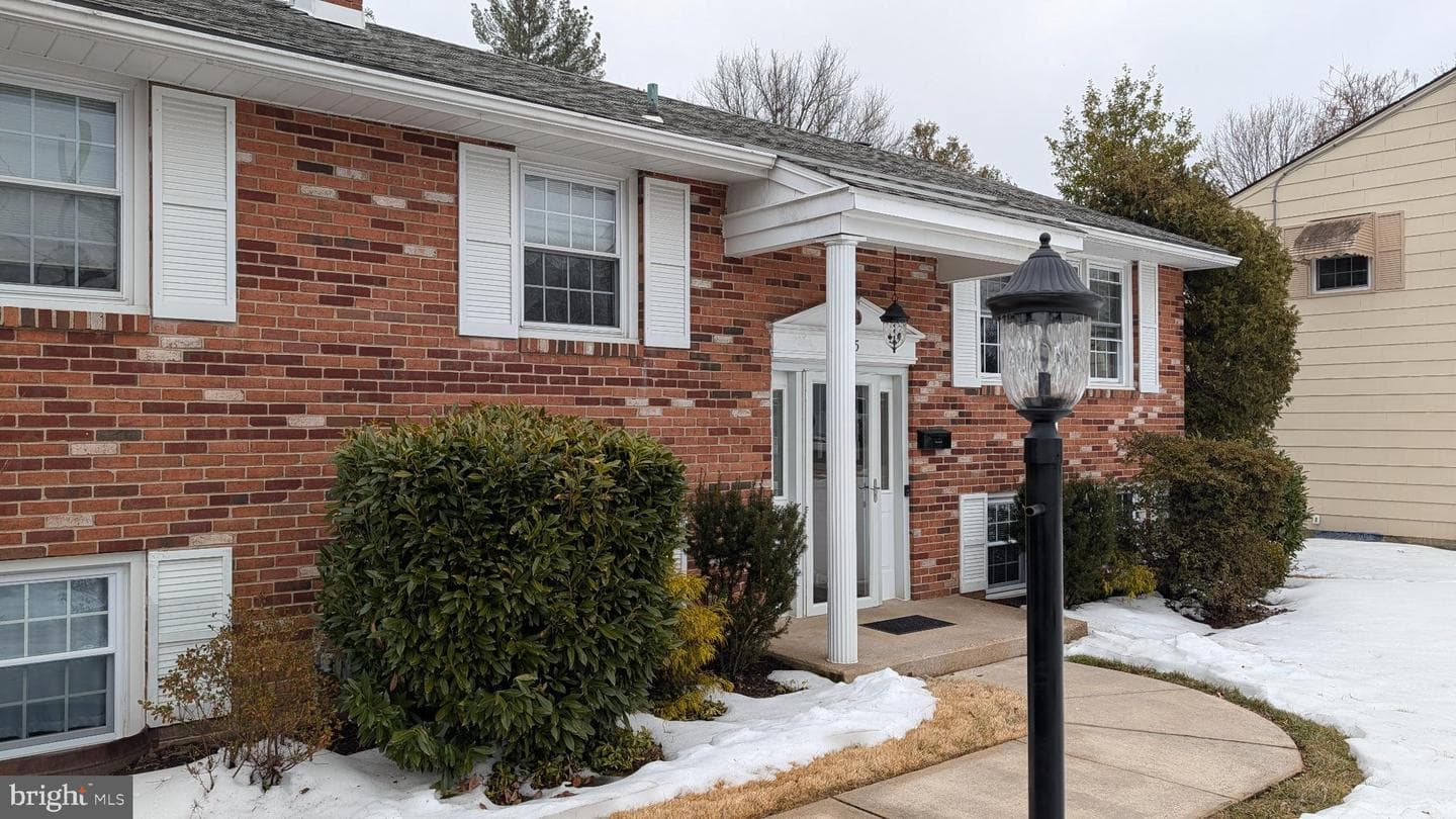 125 Willow Way photo 3