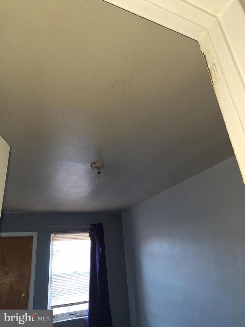 919 Sharon Avenue photo 29