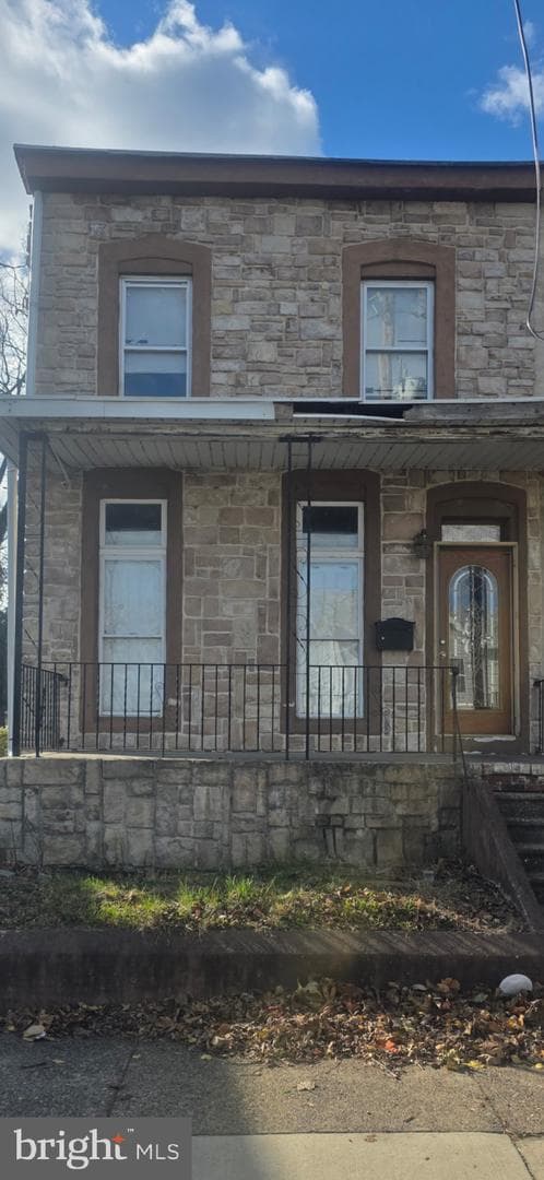 350 Parker Street, Chester