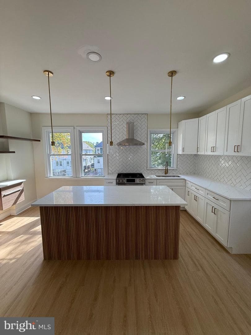 1016 Whitby Avenue photo 27