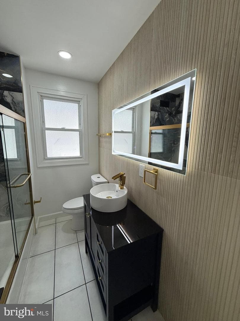 1016 Whitby Avenue photo 51