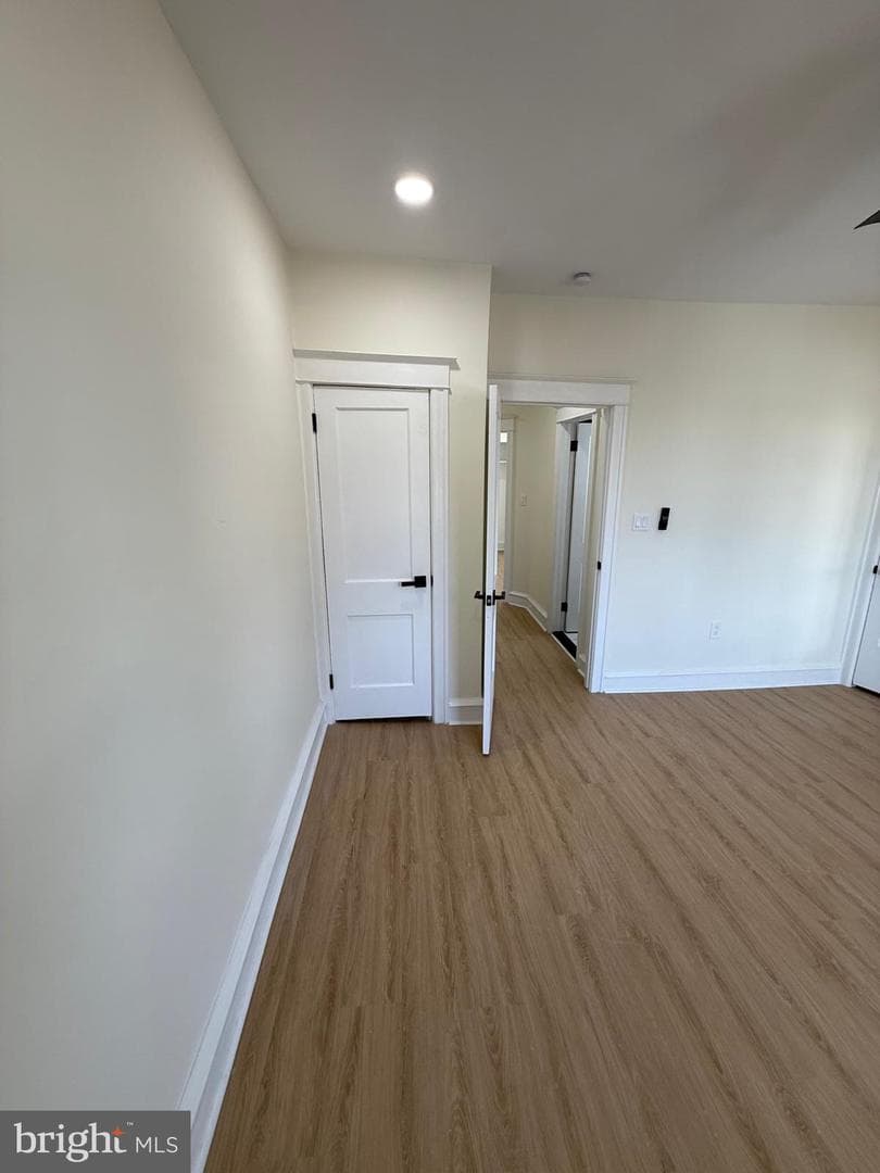 1016 Whitby Avenue photo 54