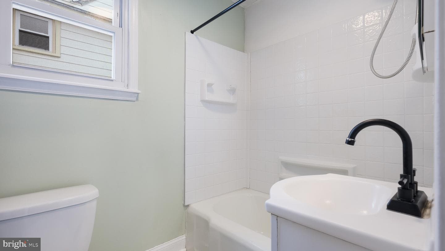 1105 Roosevelt Drive photo 16