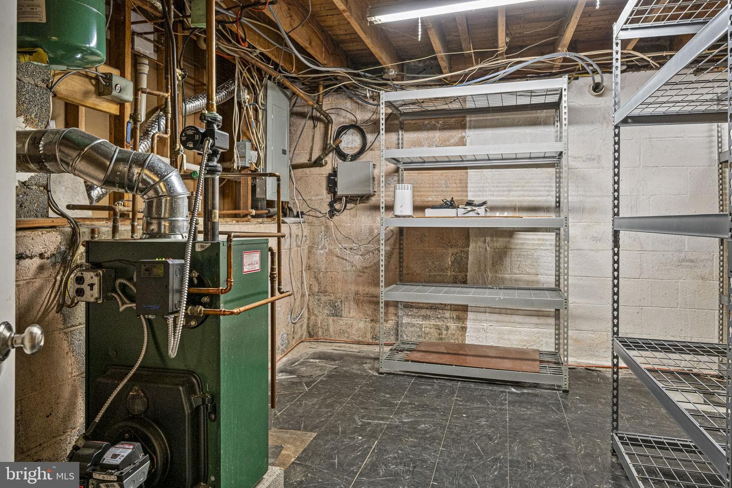 711 Elgin Road photo 25