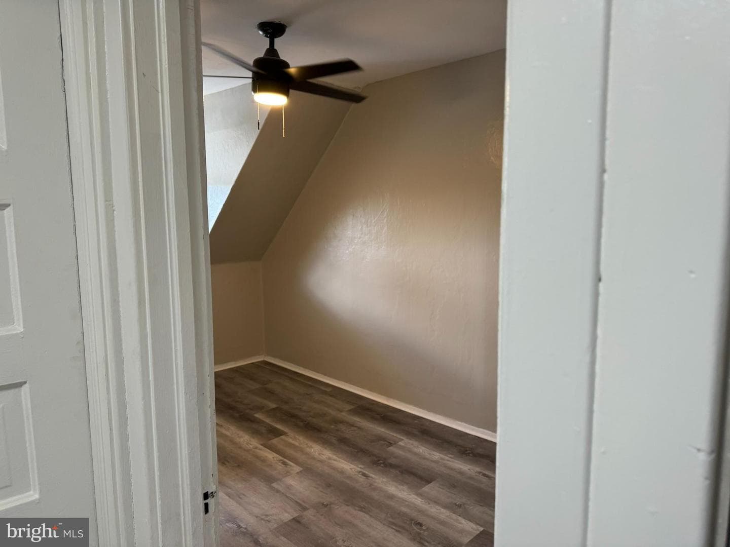 1308 Morton Avenue photo 16