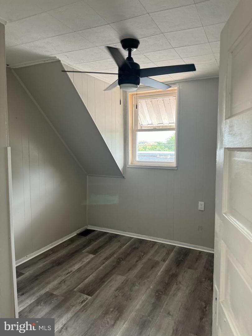 1308 Morton Avenue photo 20
