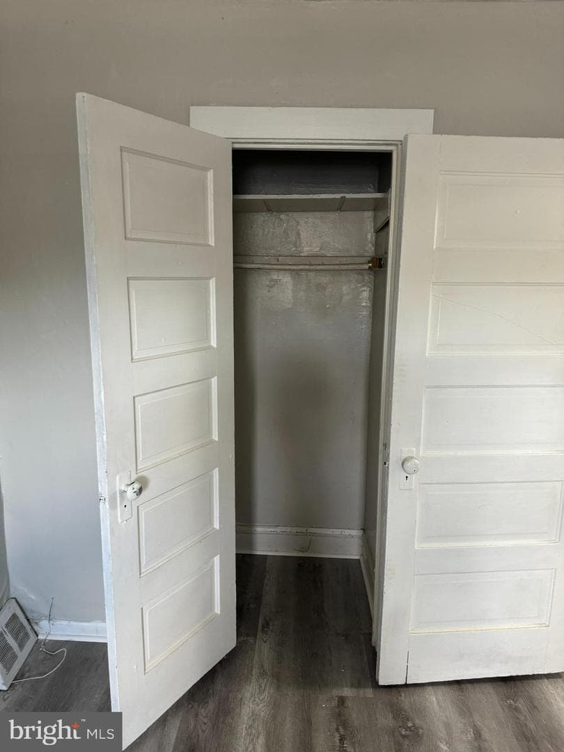1308 Morton Avenue photo 22