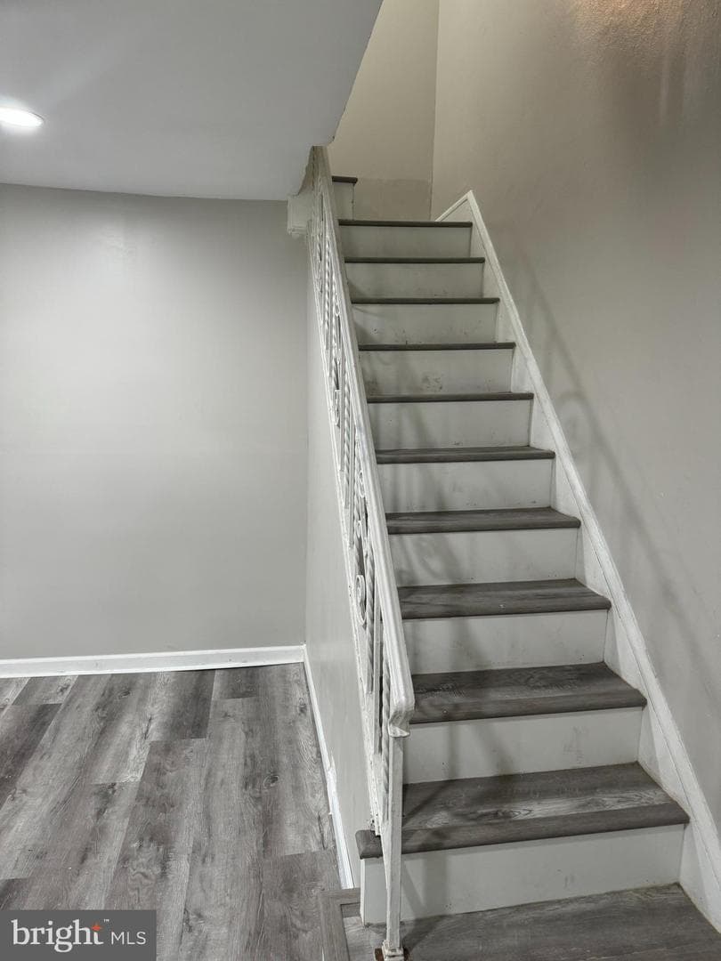 1308 Morton Avenue photo 9