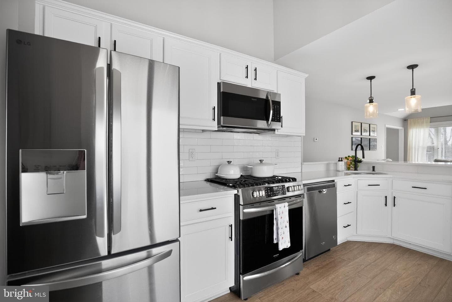 1005 Woodcliffe Avenue photo 30