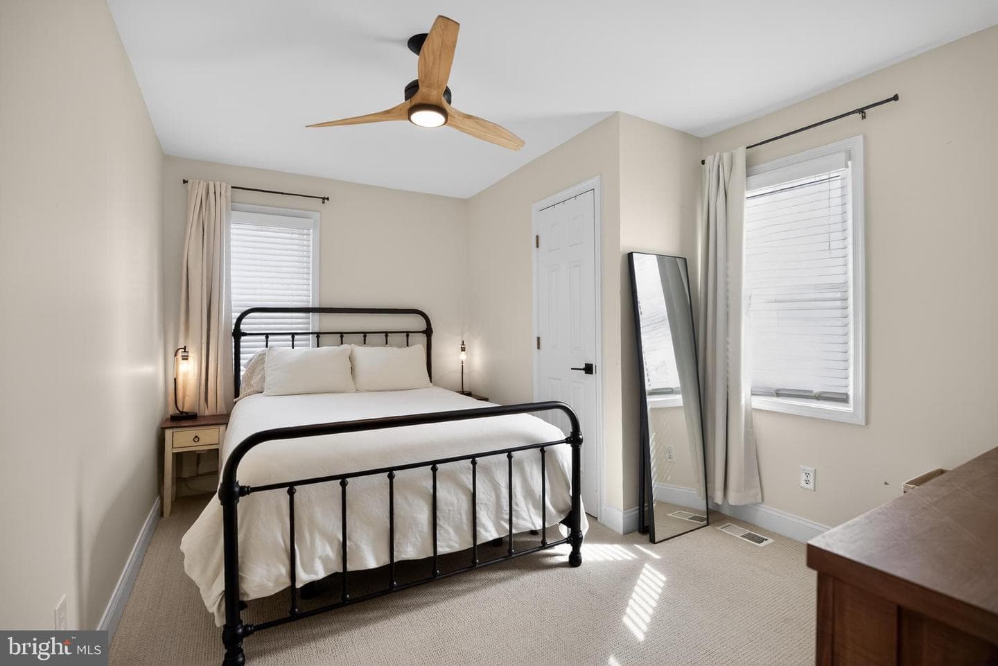 1005 Woodcliffe Avenue photo 34
