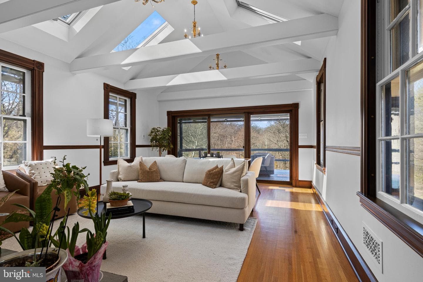 228 S Radnor Chester Road photo 38