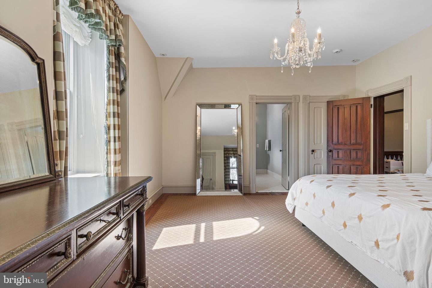 228 S Radnor Chester Road photo 61