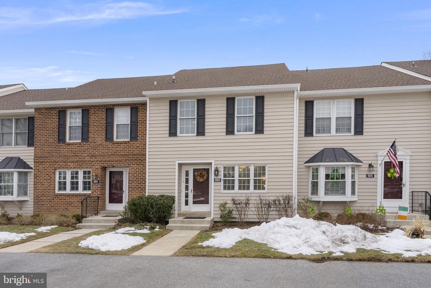 605 Meadow Court ##605 photo 2