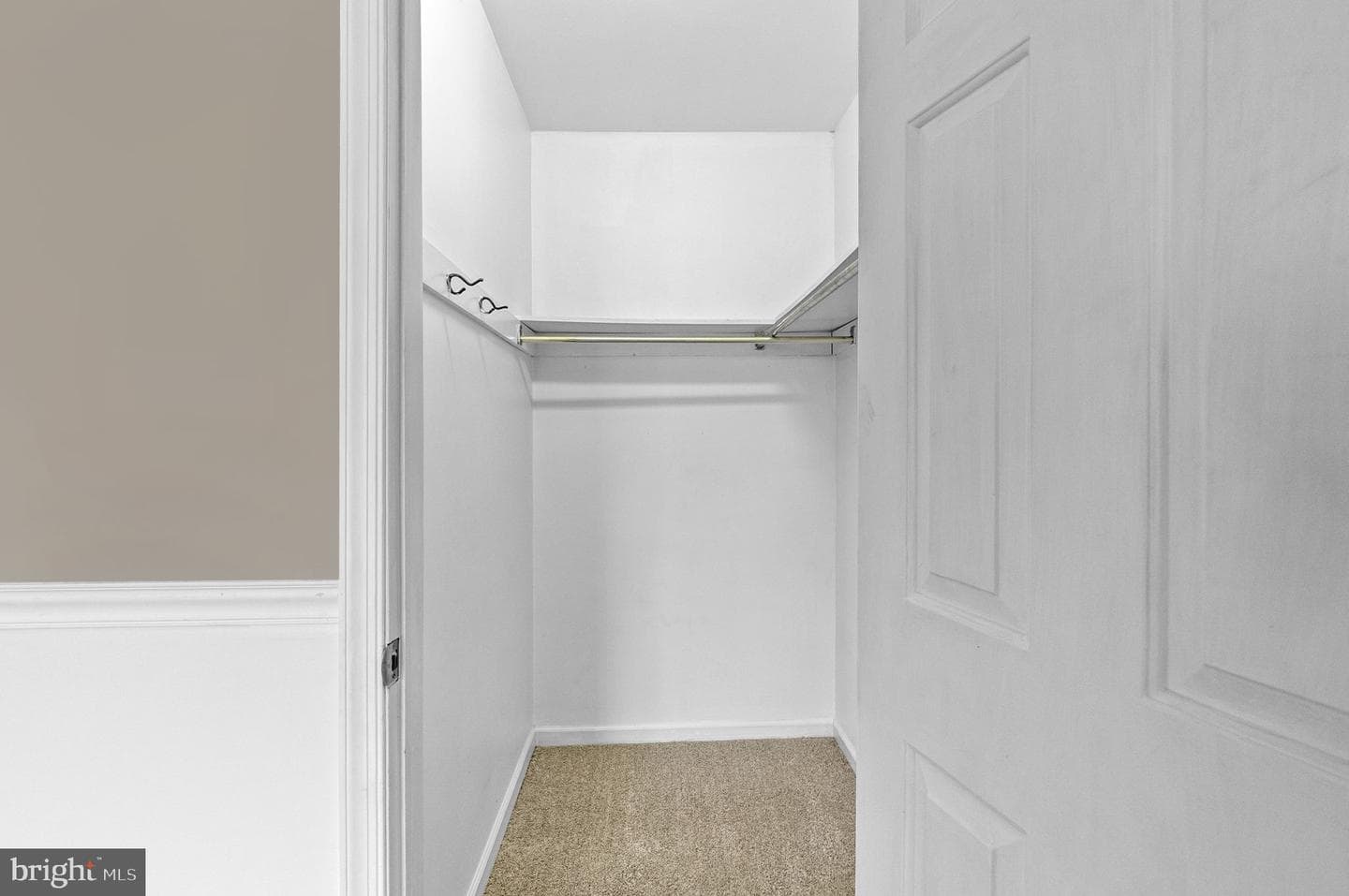 605 Meadow Court ##605 photo 25