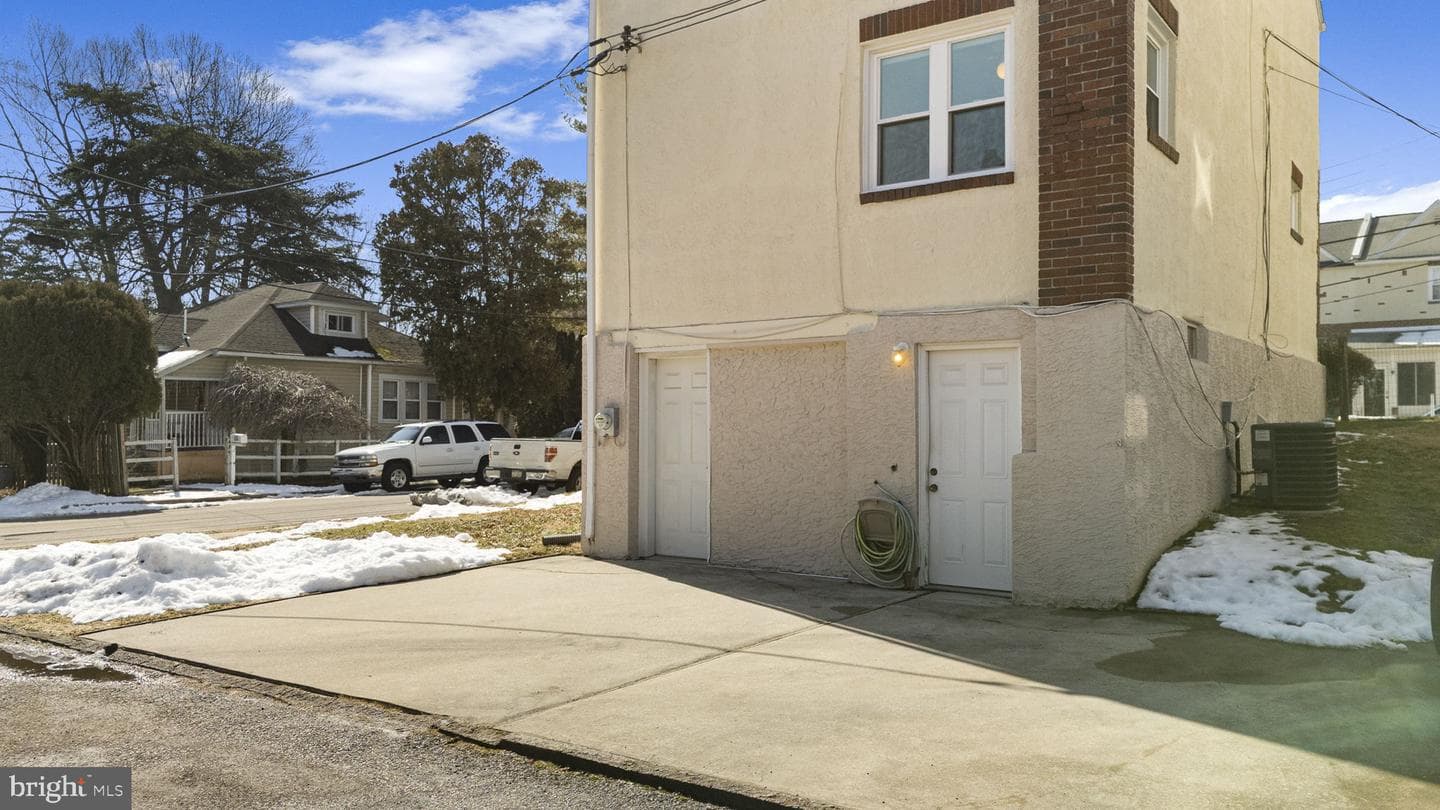 200 Willowbrook Avenue photo 31