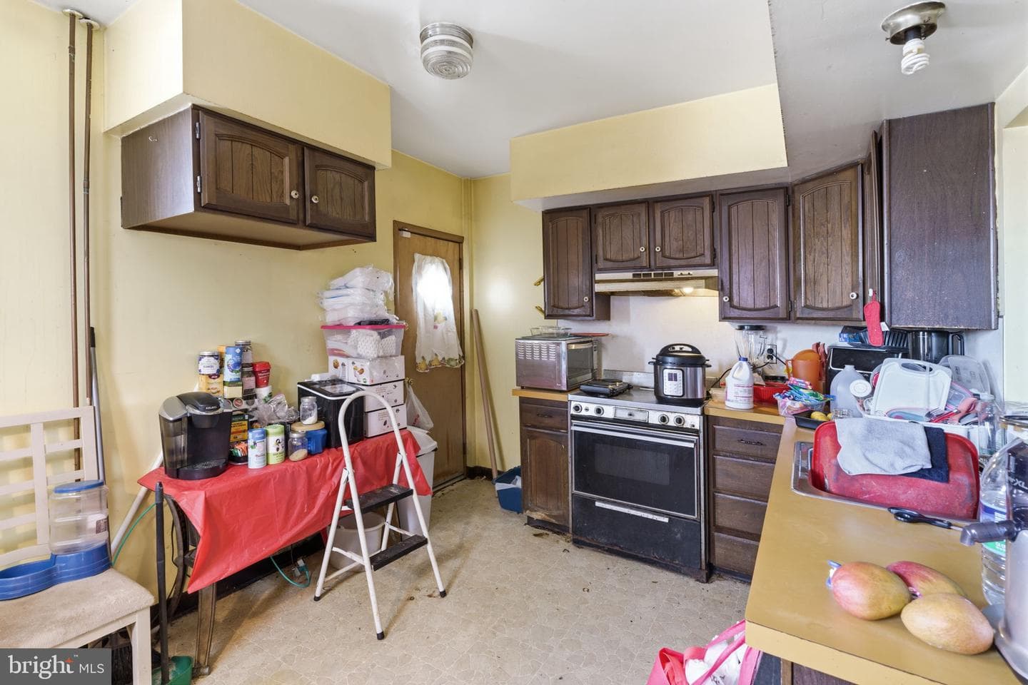 734 Bullock Avenue photo 8