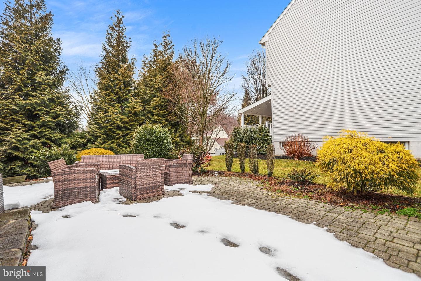 59 Huntingdon Farm Drive photo 34
