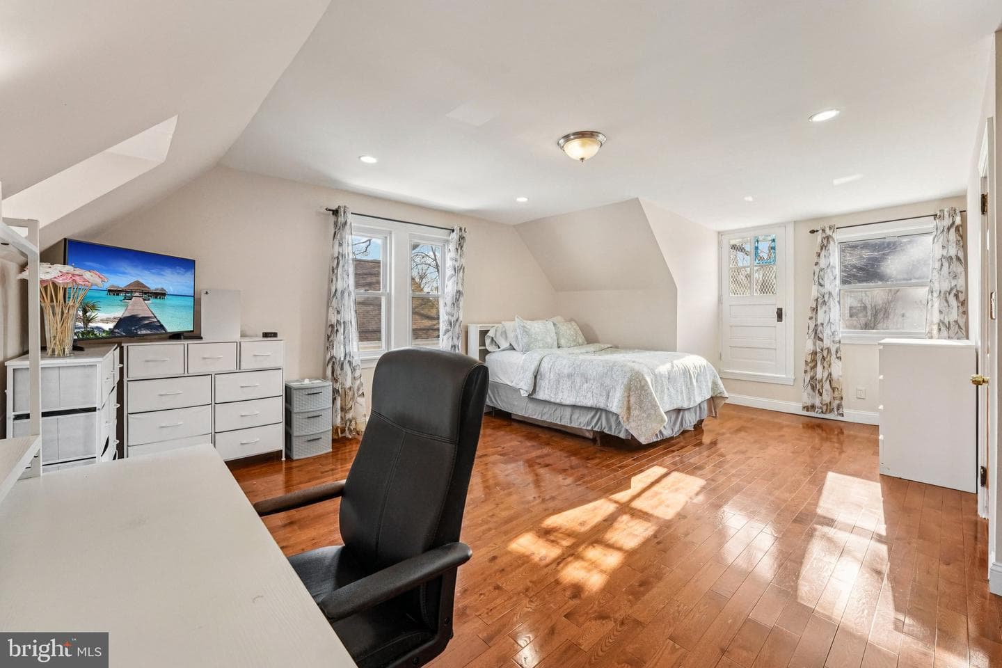 606 Mason Avenue photo 35