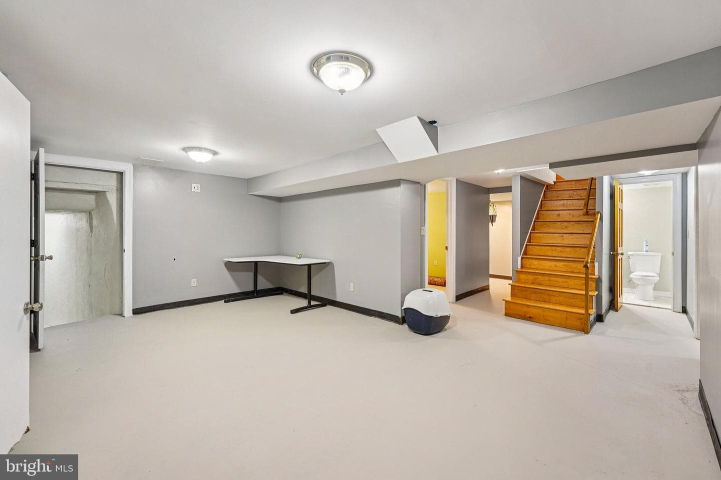 606 Mason Avenue photo 42