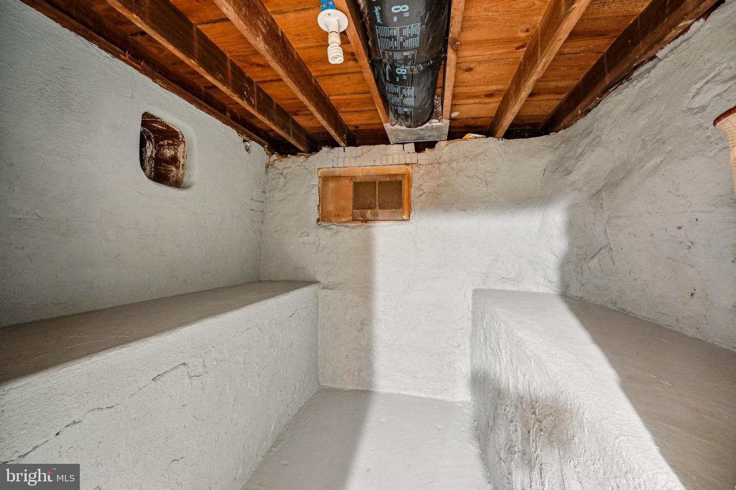 606 Mason Avenue photo 43