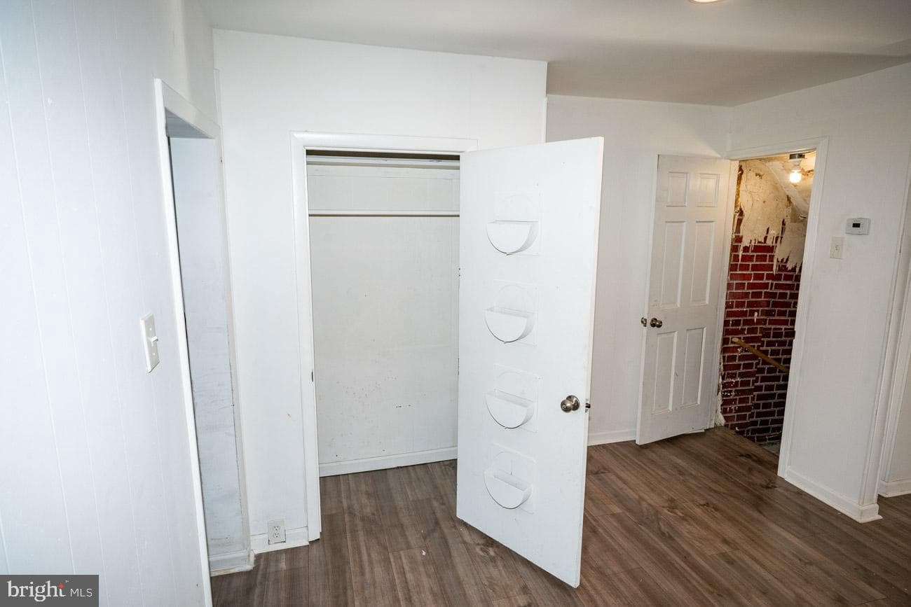 1011 Andrews Avenue photo 7