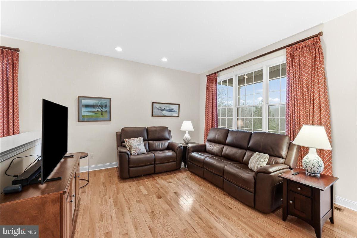 42 Cassin Hill Dr photo 19