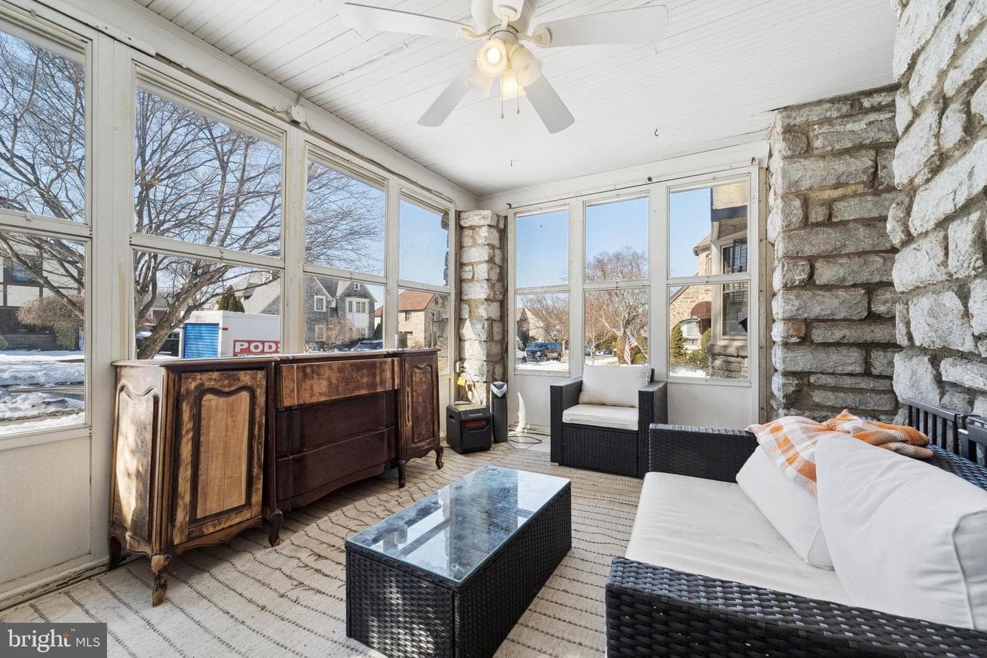 1117 Belfield Avenue photo 4