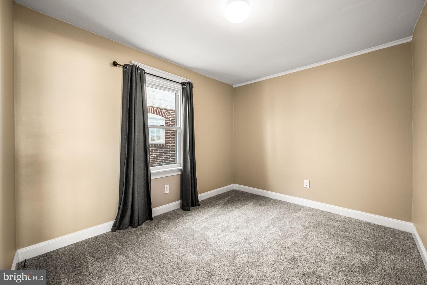 1401 Grant Avenue photo 16