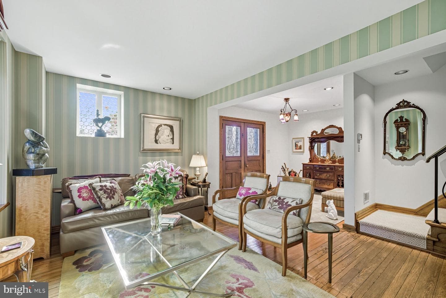 548 - 560 S Bryn Mawr Avenue photo 30