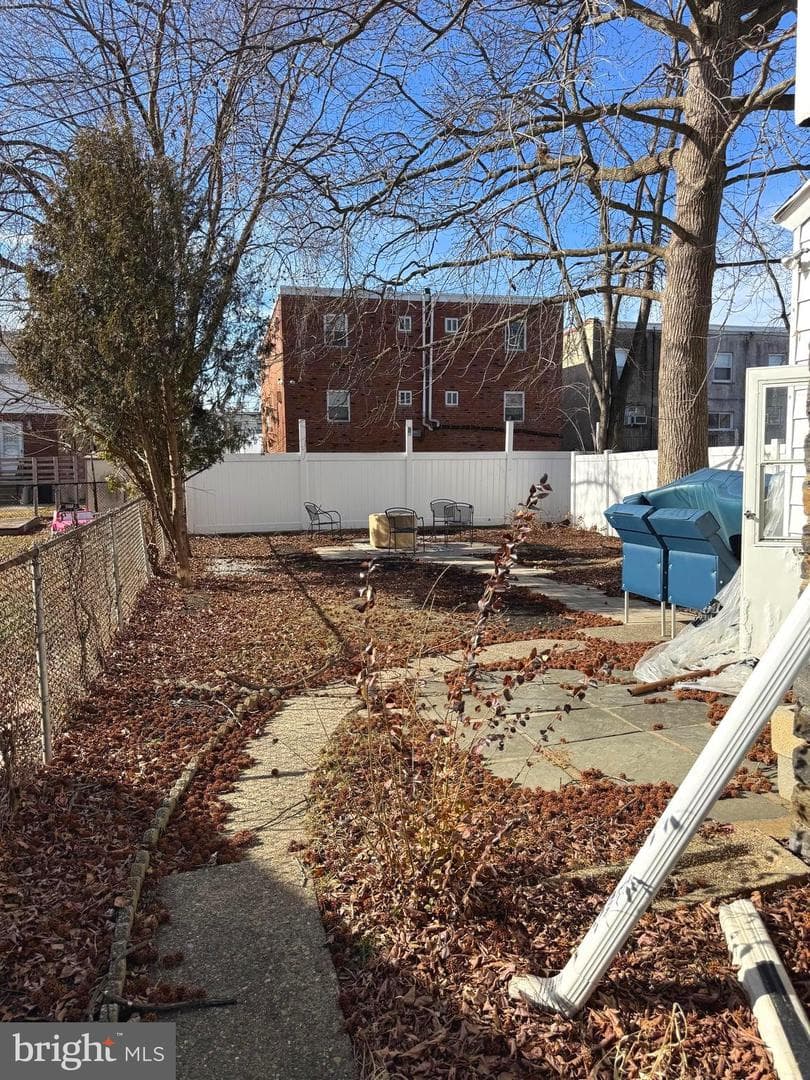 212 N Maple Avenue photo 28