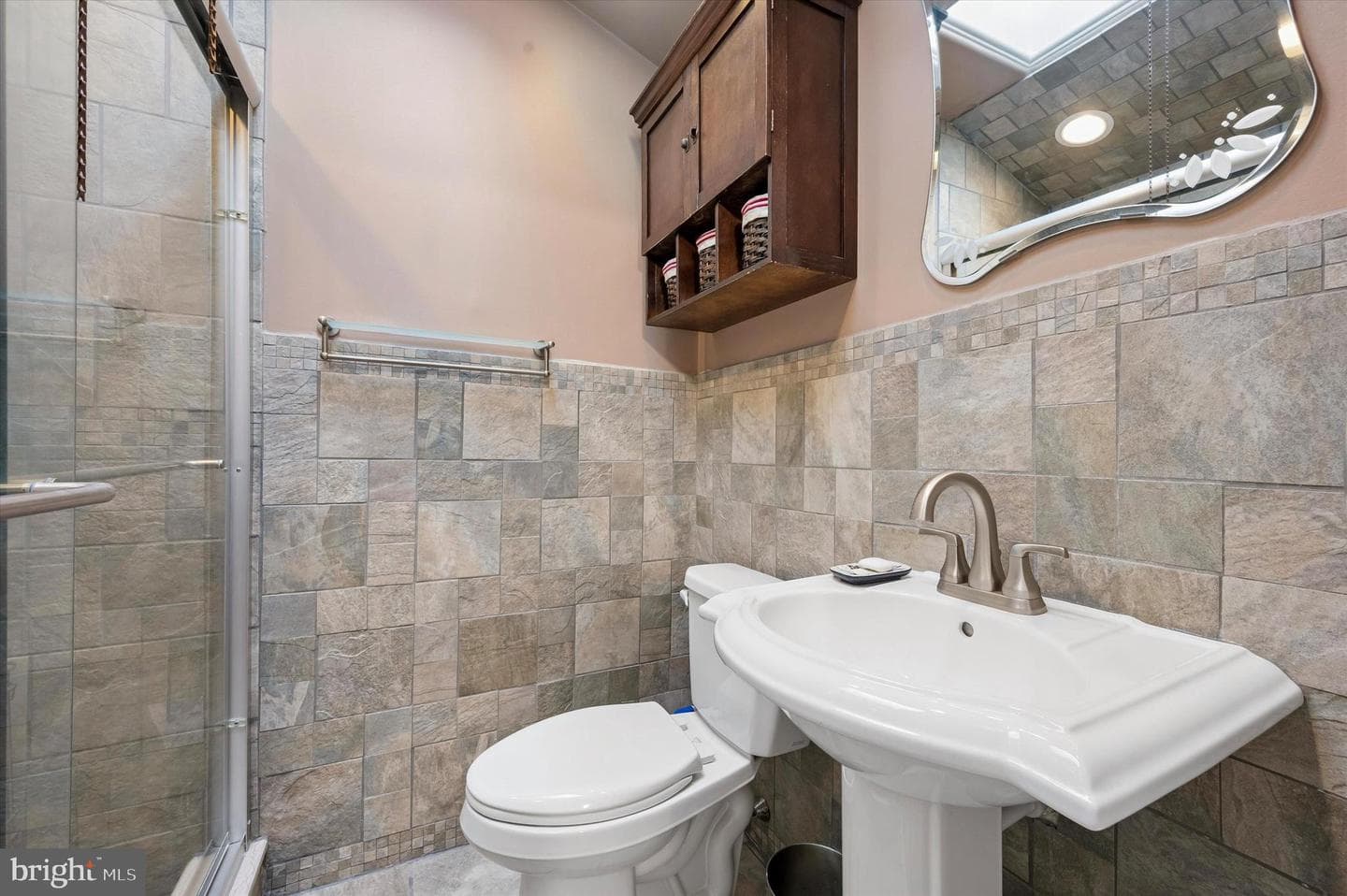 412 Rively Avenue photo 16