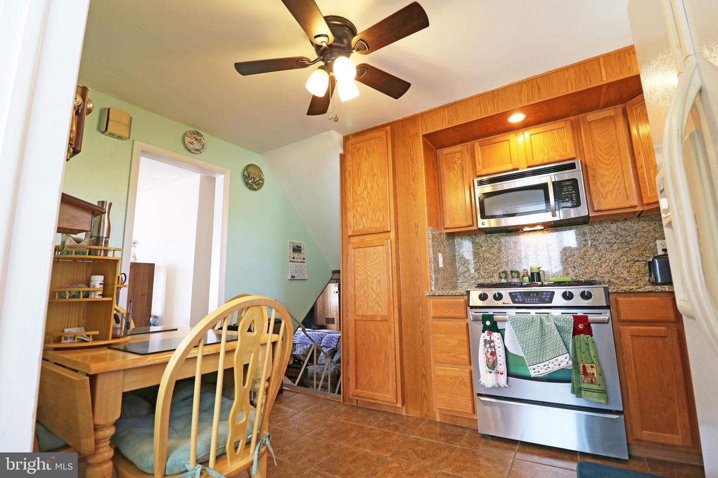 716 Cambridge Road photo 11