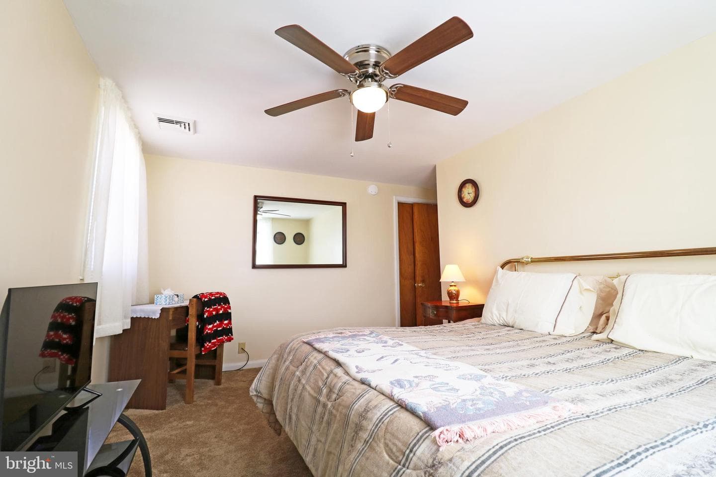 716 Cambridge Road photo 18