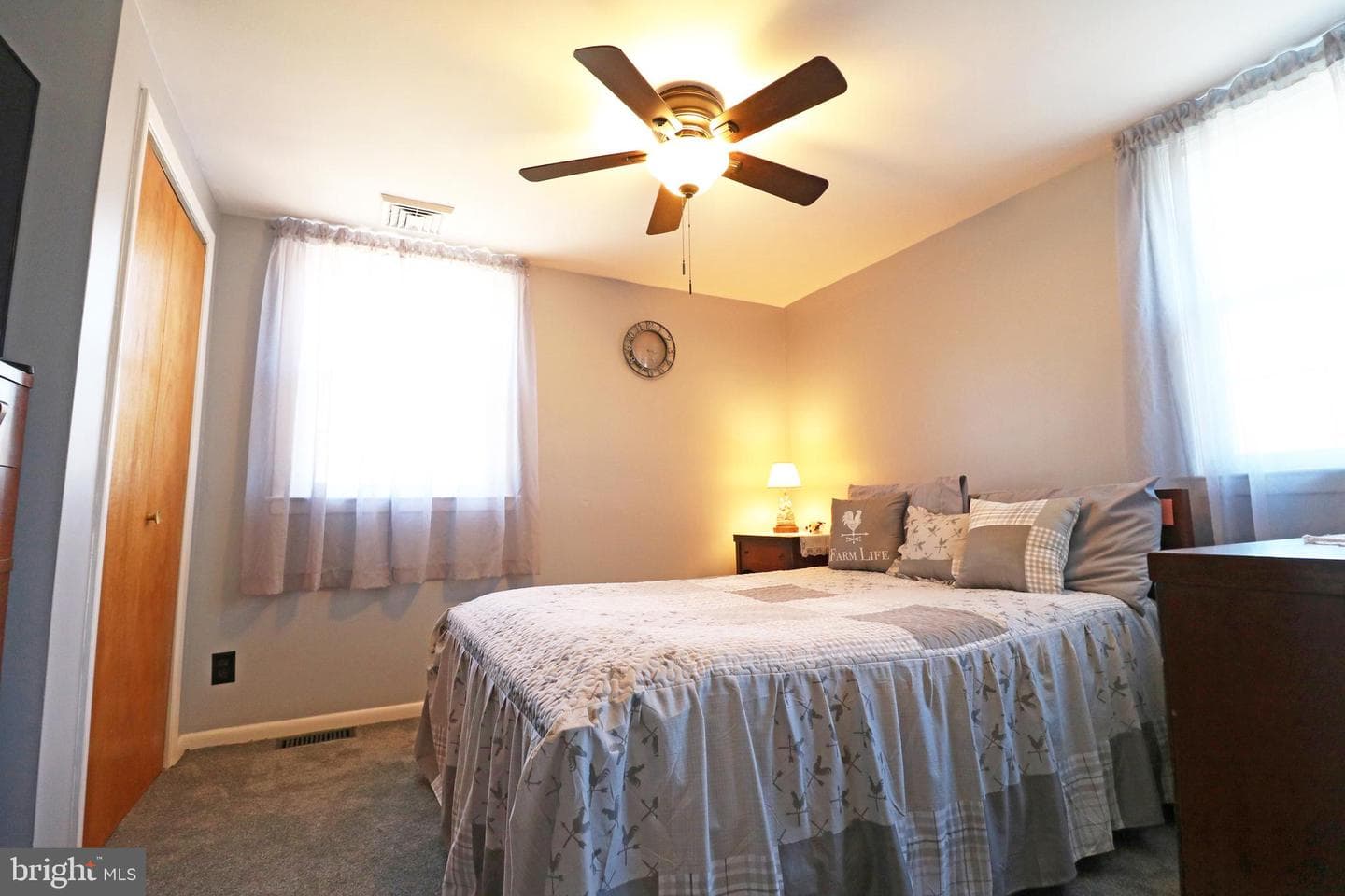 716 Cambridge Road photo 21