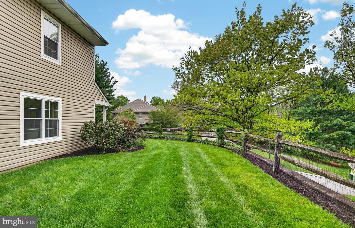 297 Stanton Court photo 40