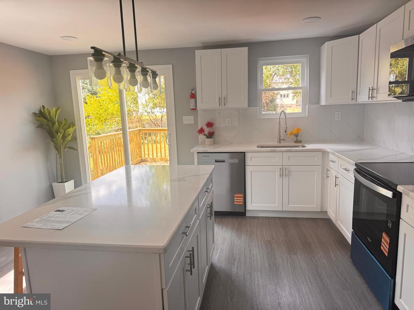 614 Washington Avenue photo 12