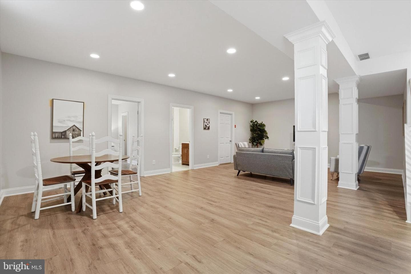 15 E Mercer Avenue photo 55