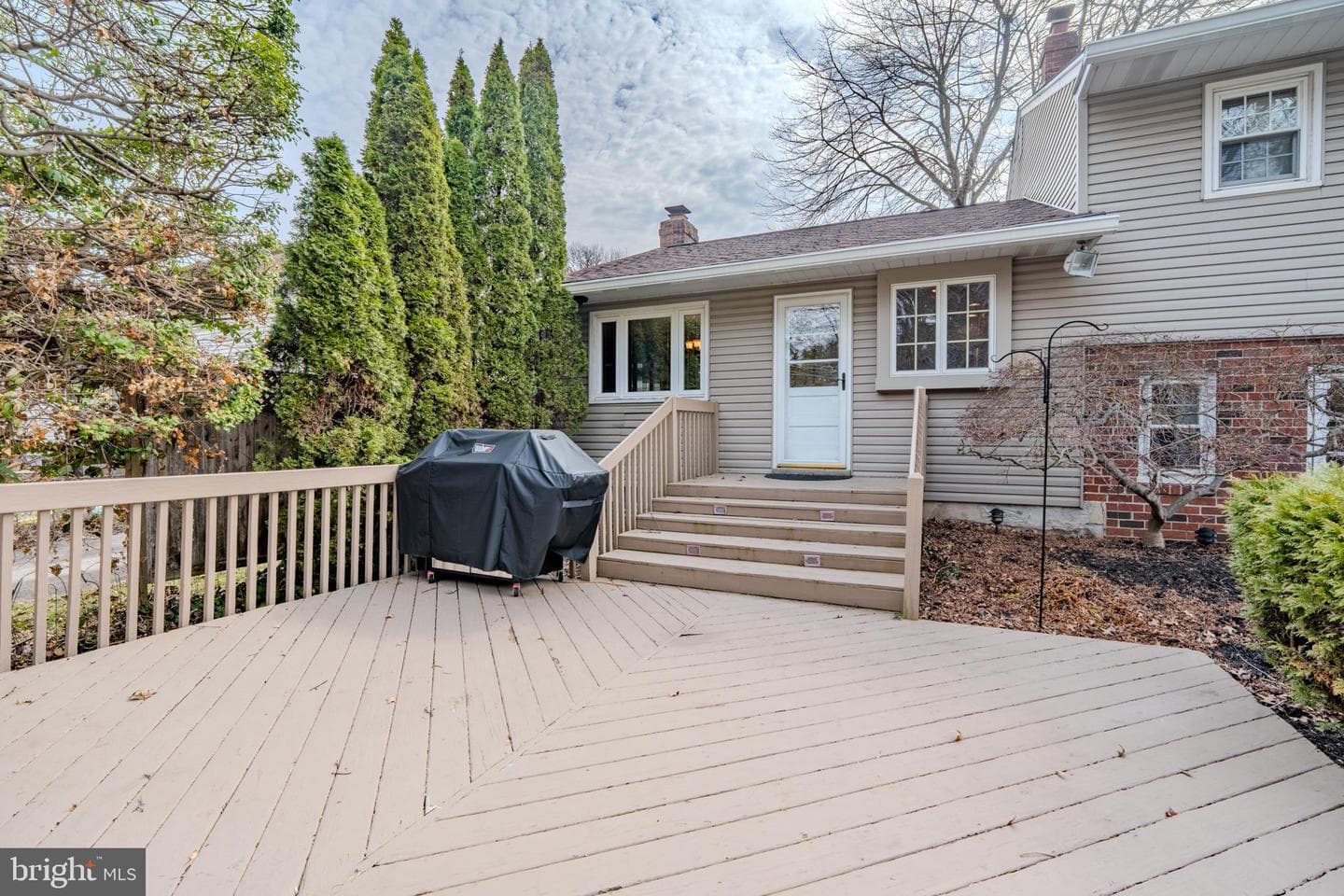 720 Evans Road photo 33