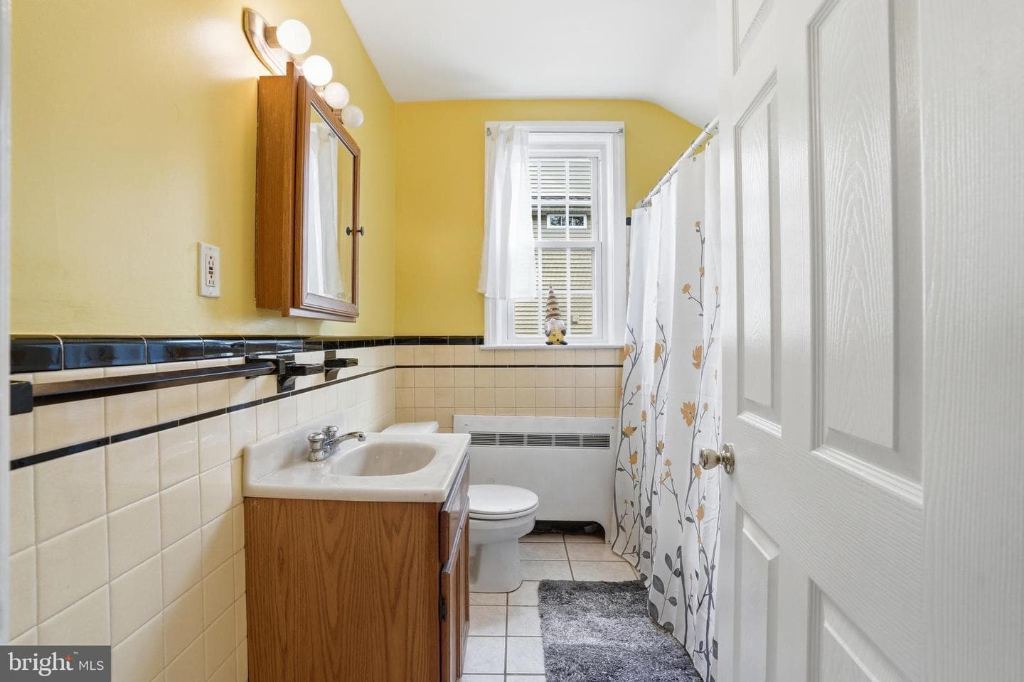 825 N Jackson Street photo 24