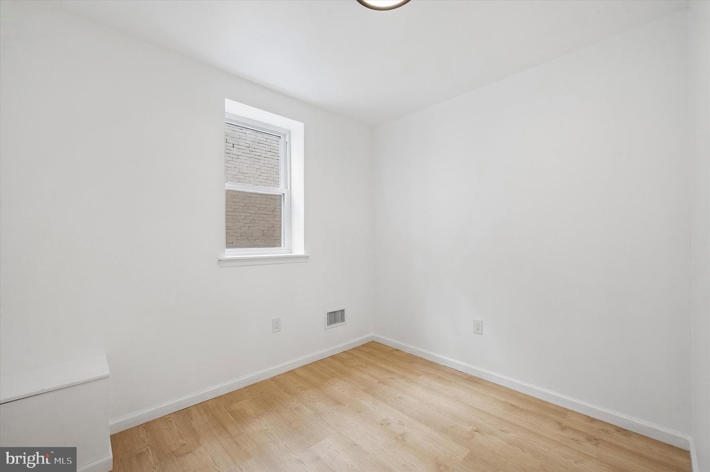 12 Greenway Avenue photo 21