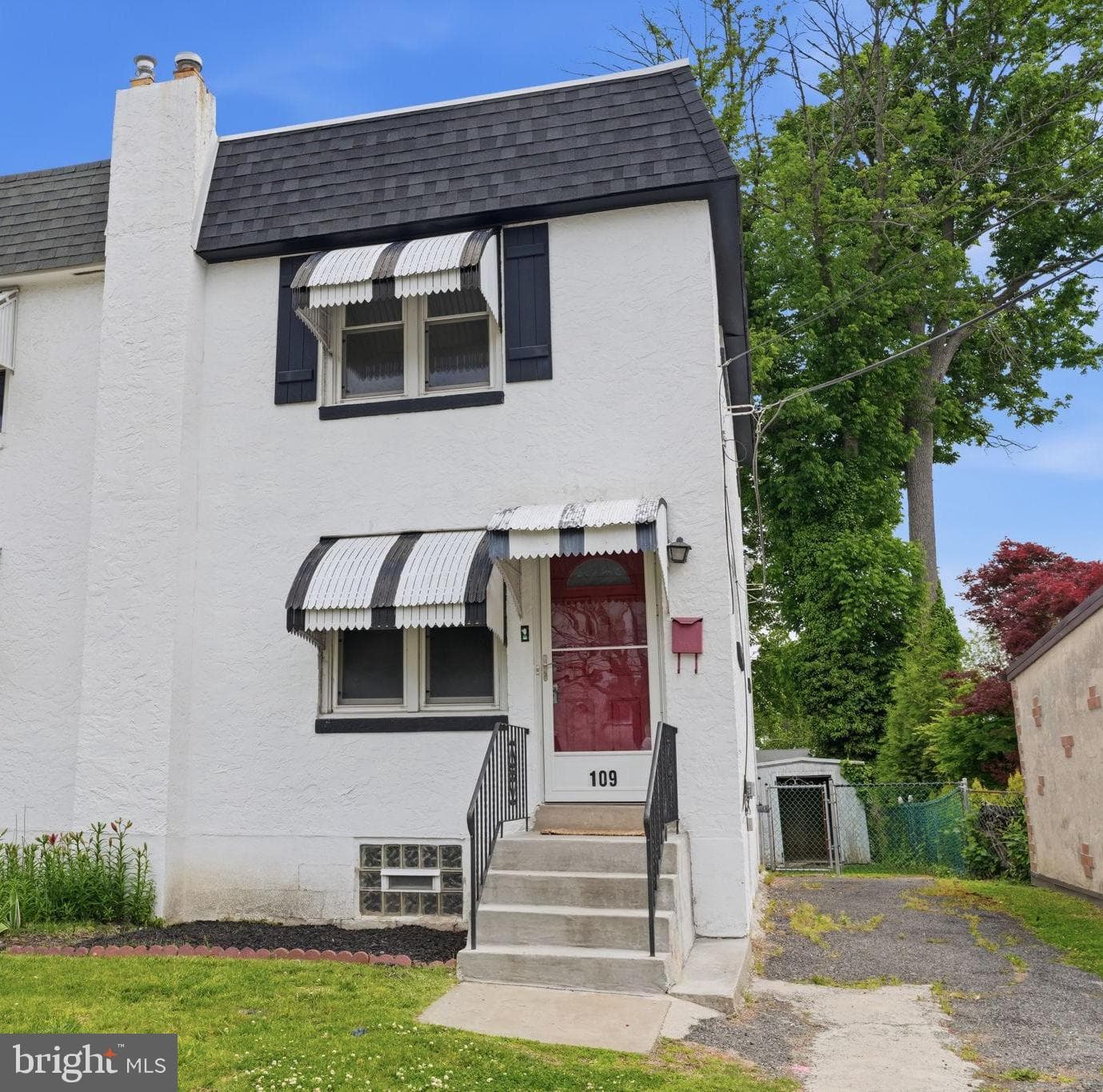 109 W Ridley Avenue photo 1