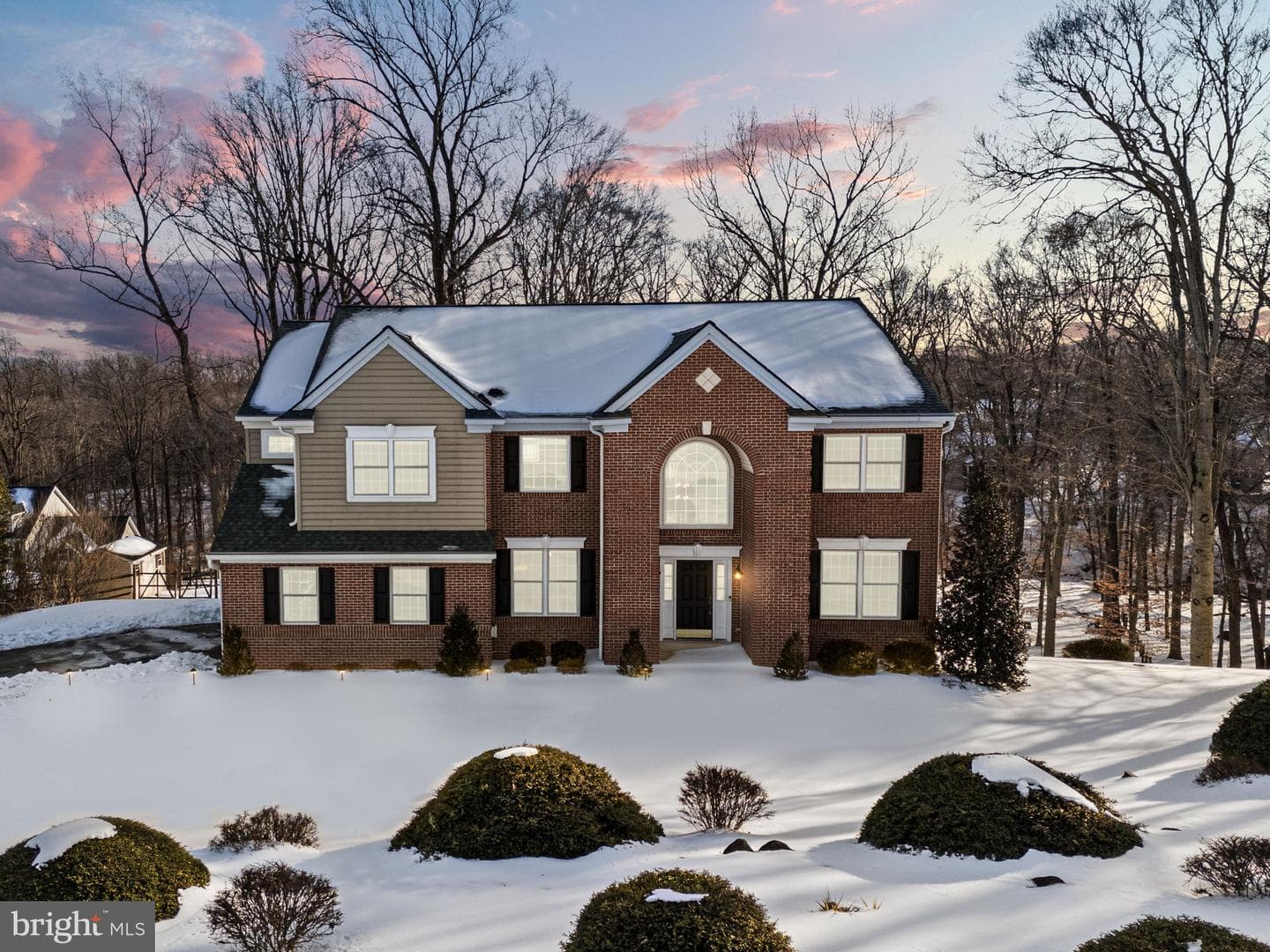 3245 Sarum Farm Lane