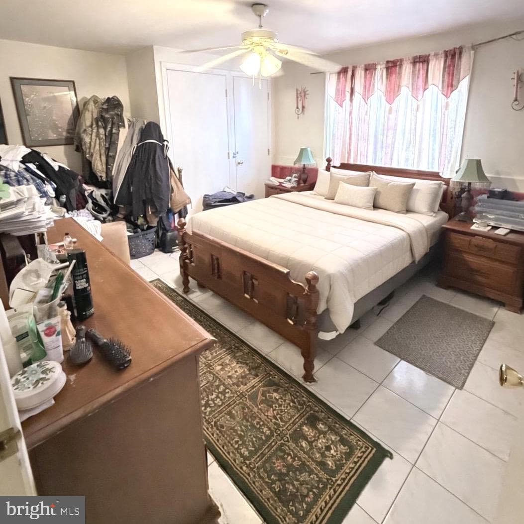 306 S Carol Boulevard photo 17