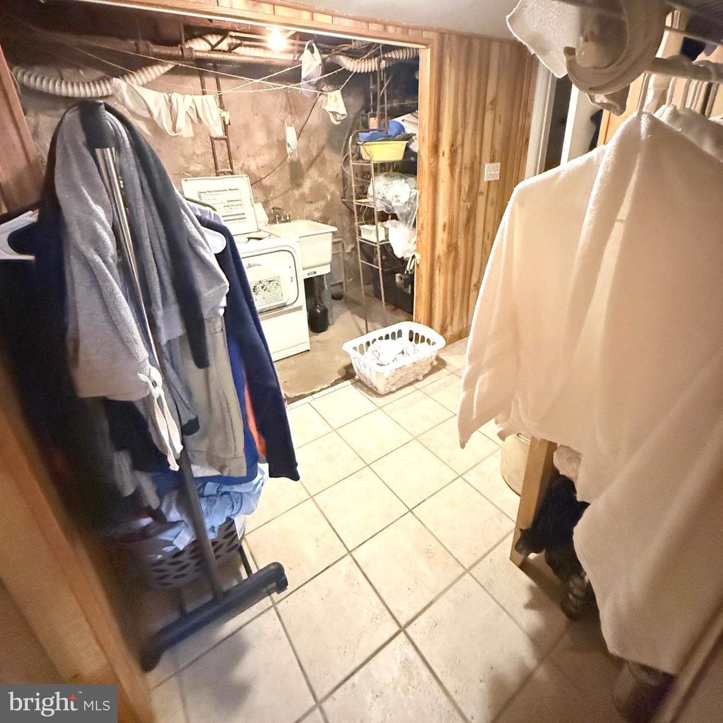 306 S Carol Boulevard photo 22