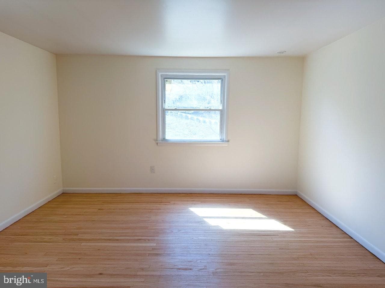 637 N Bishop Avenue photo 27