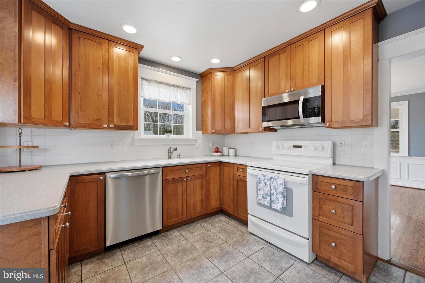 436 Kerr Lane photo 11