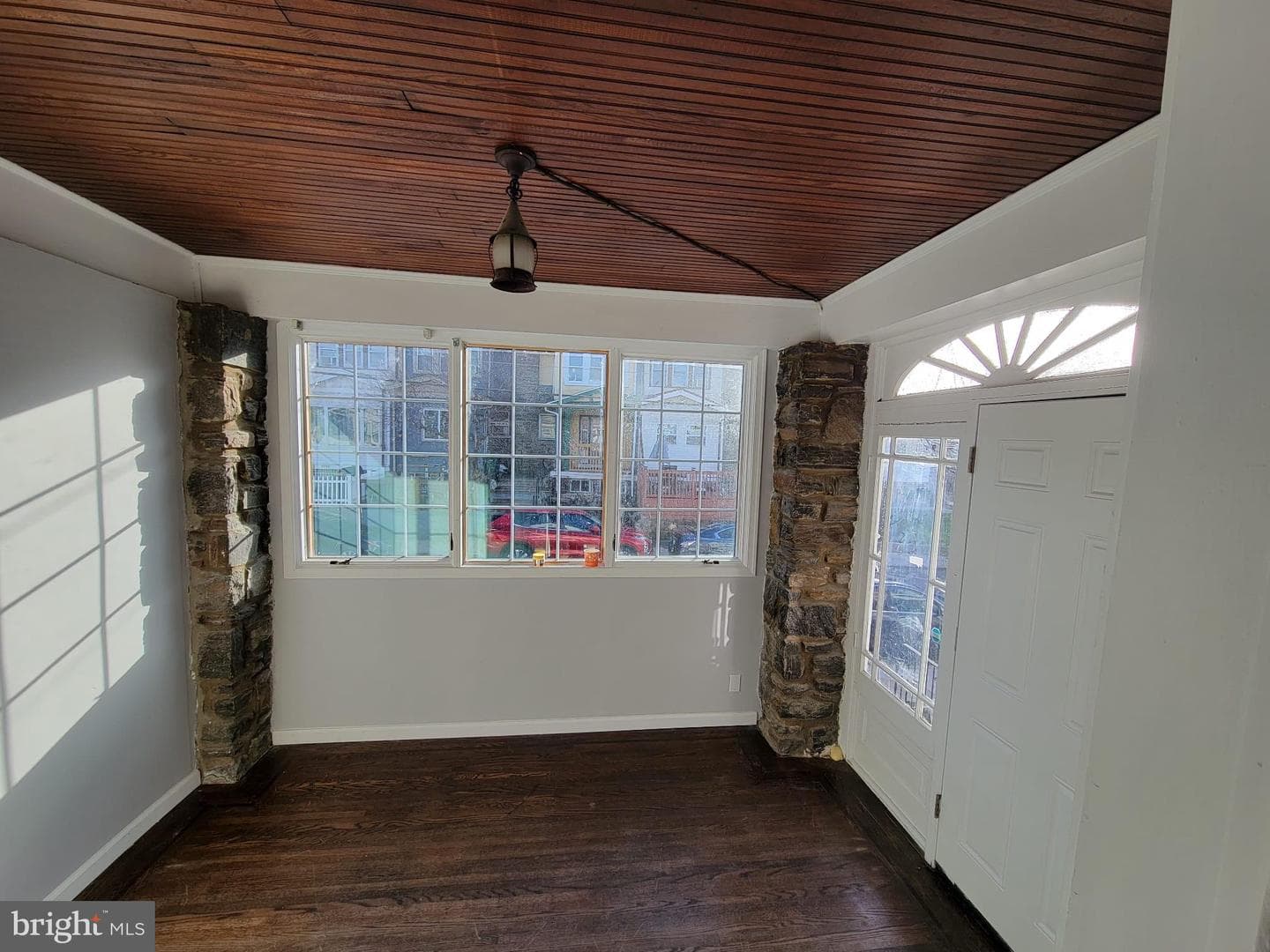7243 Calvin Road photo 3