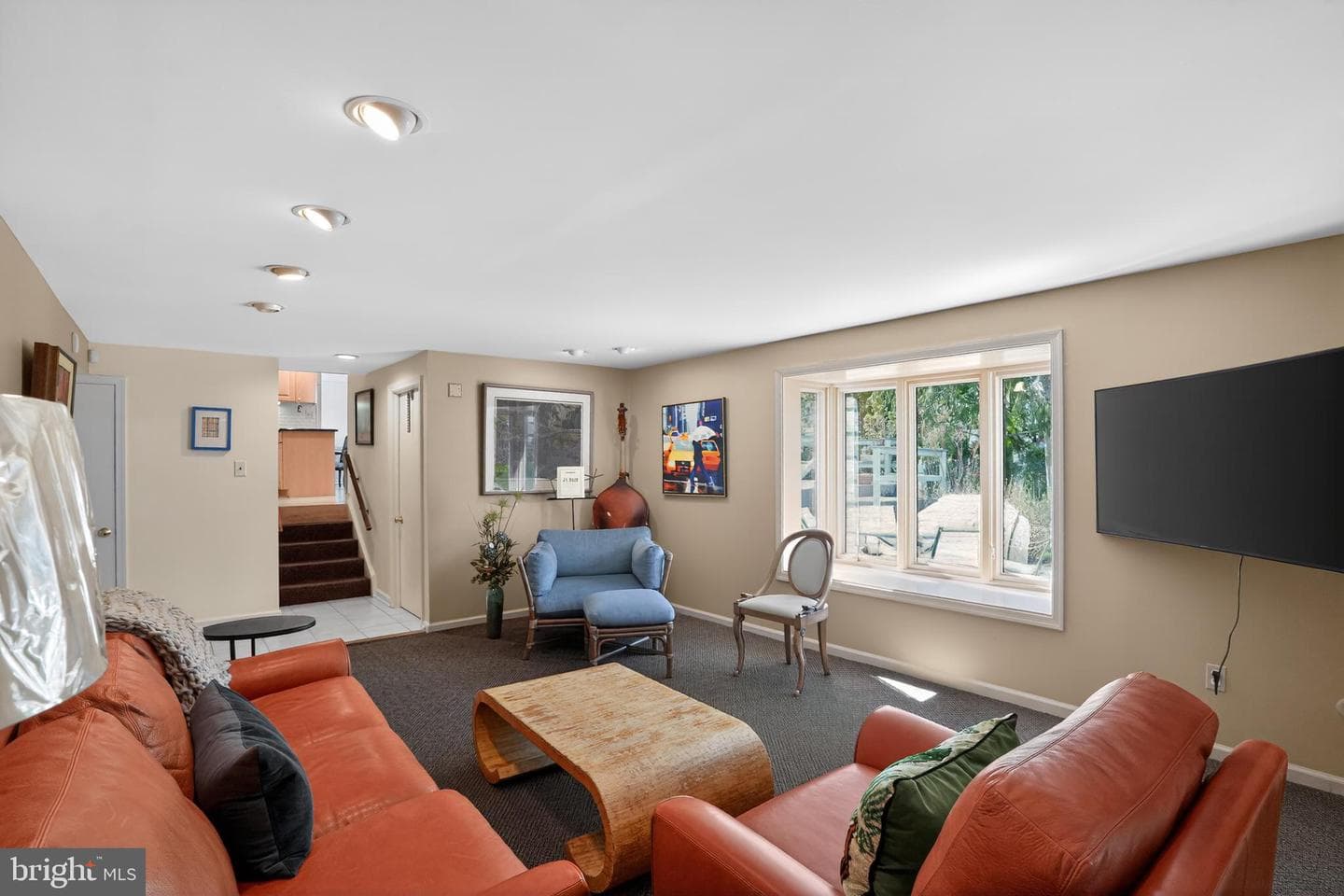 211 Fairfield Drive photo 11
